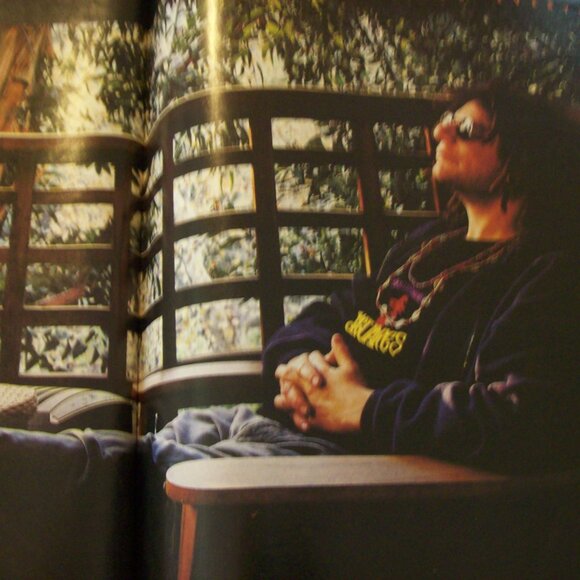 Rolling Stone Magazine with Marylin Manson- Back Issue -Jan 23 1997 - Picture 5 of 9